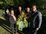 Foto: 08.05.2025 Gedenkveranstaltung 80 Jahre Kriegsende - Kranzniederlegung am Gräberfeld für die Gefallenen des 2. Weltkrieges auf dem Güstrower Friedhof (JPG-Datei)